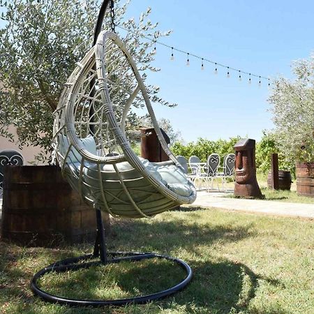 Airport Apartments Tri Hrasta Podgorica Eksteriør billede